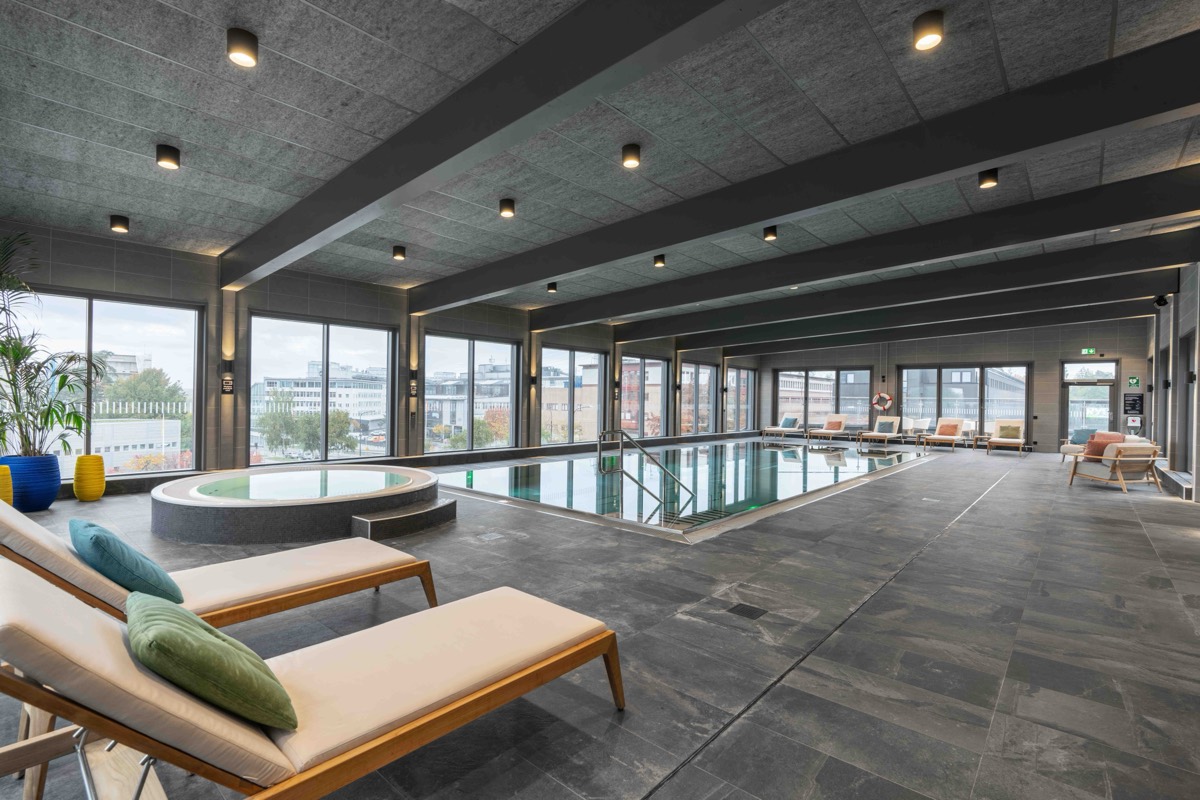 Spa & pool